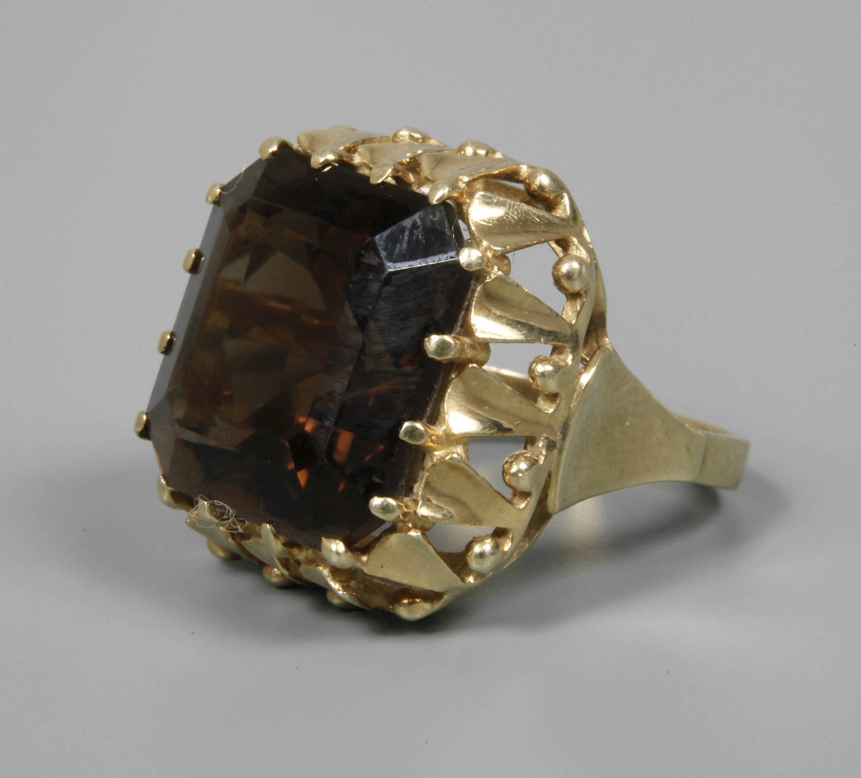 Damenring mit Rauchquarz