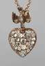 Herzanhänger mit Diamanten