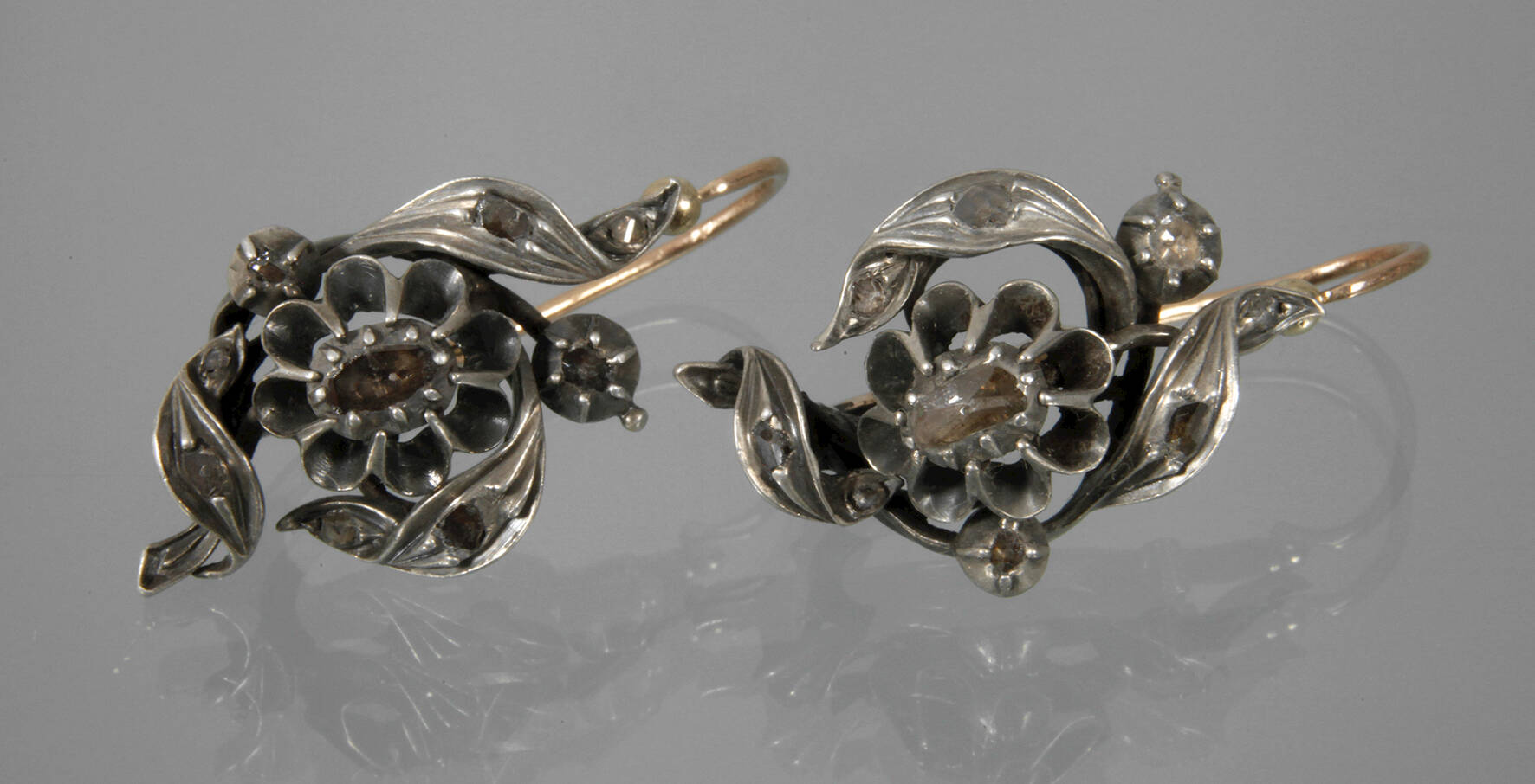 Paar historische Diamant-Ohrhänger