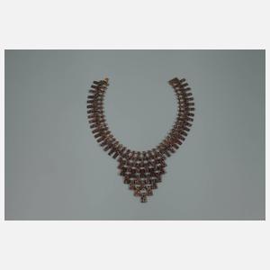 Großes Granat Collier