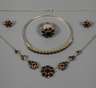 Schmuckset mit Granaten