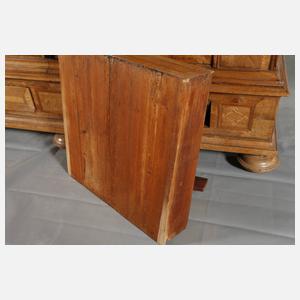 Feiner barocker Hallenschrank