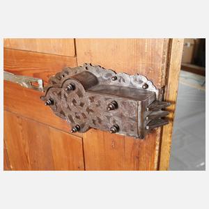 Feiner barocker Hallenschrank