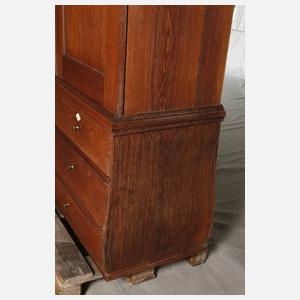 Aufsatzschrank Barock