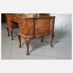 Feines Bureau Plat, Regence