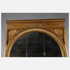 Großer neoklassizistischer Spiegel