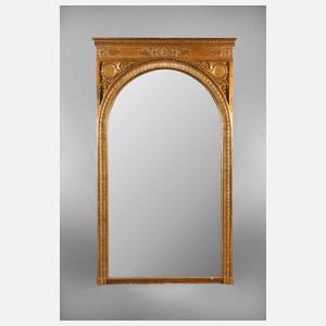 Großer neoklassizistischer Spiegel