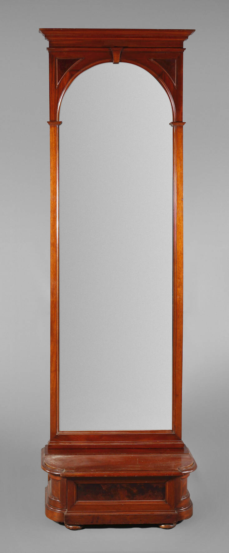 Pfeilerspiegel Historismus