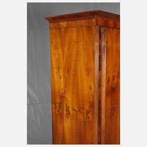 Kleiderschrank Biedermeier