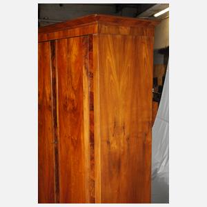 Kleiderschrank Biedermeier