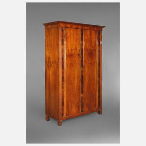 Kleiderschrank Biedermeier
