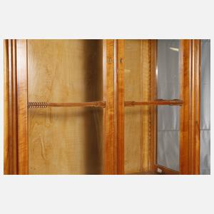 Große Biedermeiervitrine