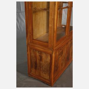 Große Biedermeiervitrine