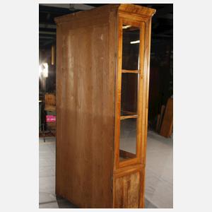 Große Biedermeiervitrine