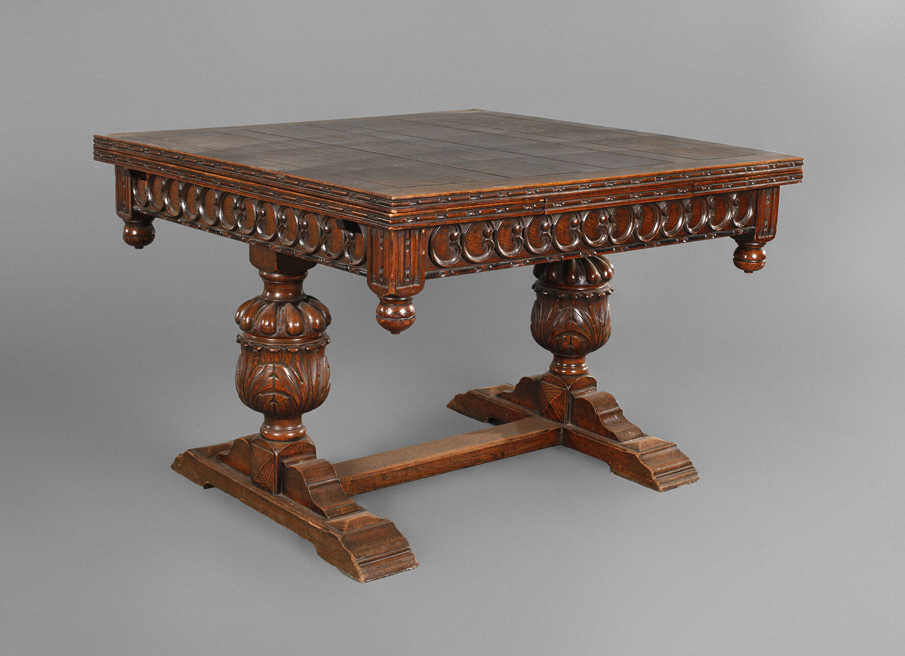 Auszugstisch Historismus