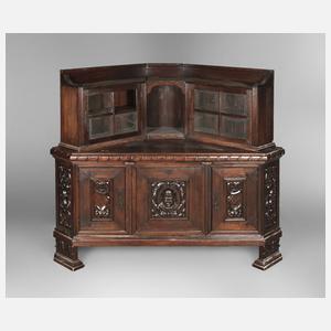 Eckschrank mit Glasaufsatz