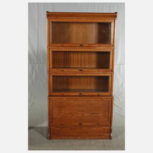 Zwei Systemschränke