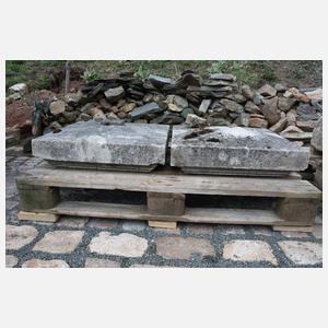 Paar Säulenabdeckungen