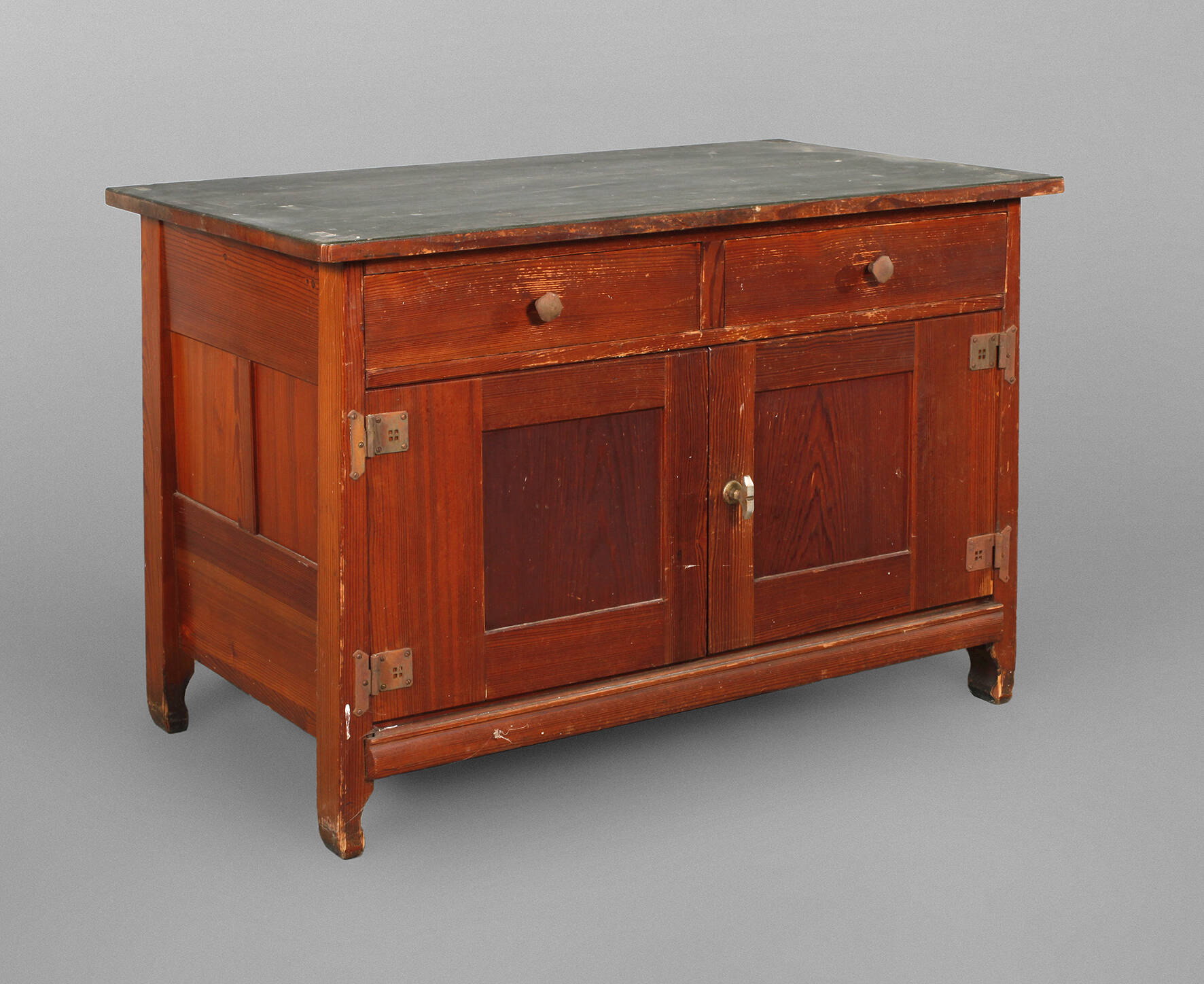 Zwei Waschkommoden Richard Riemerschmid