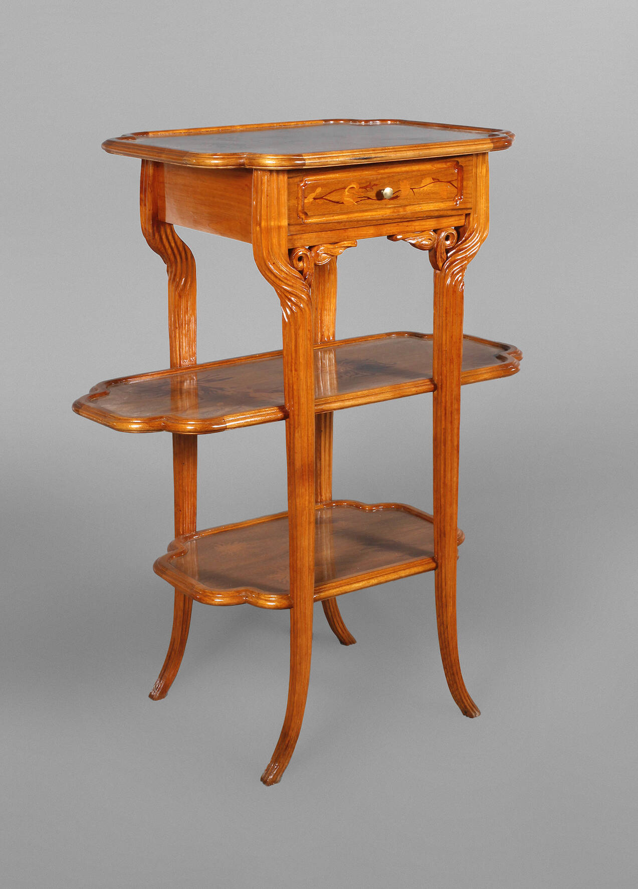 Regaletagere Émile Gallé