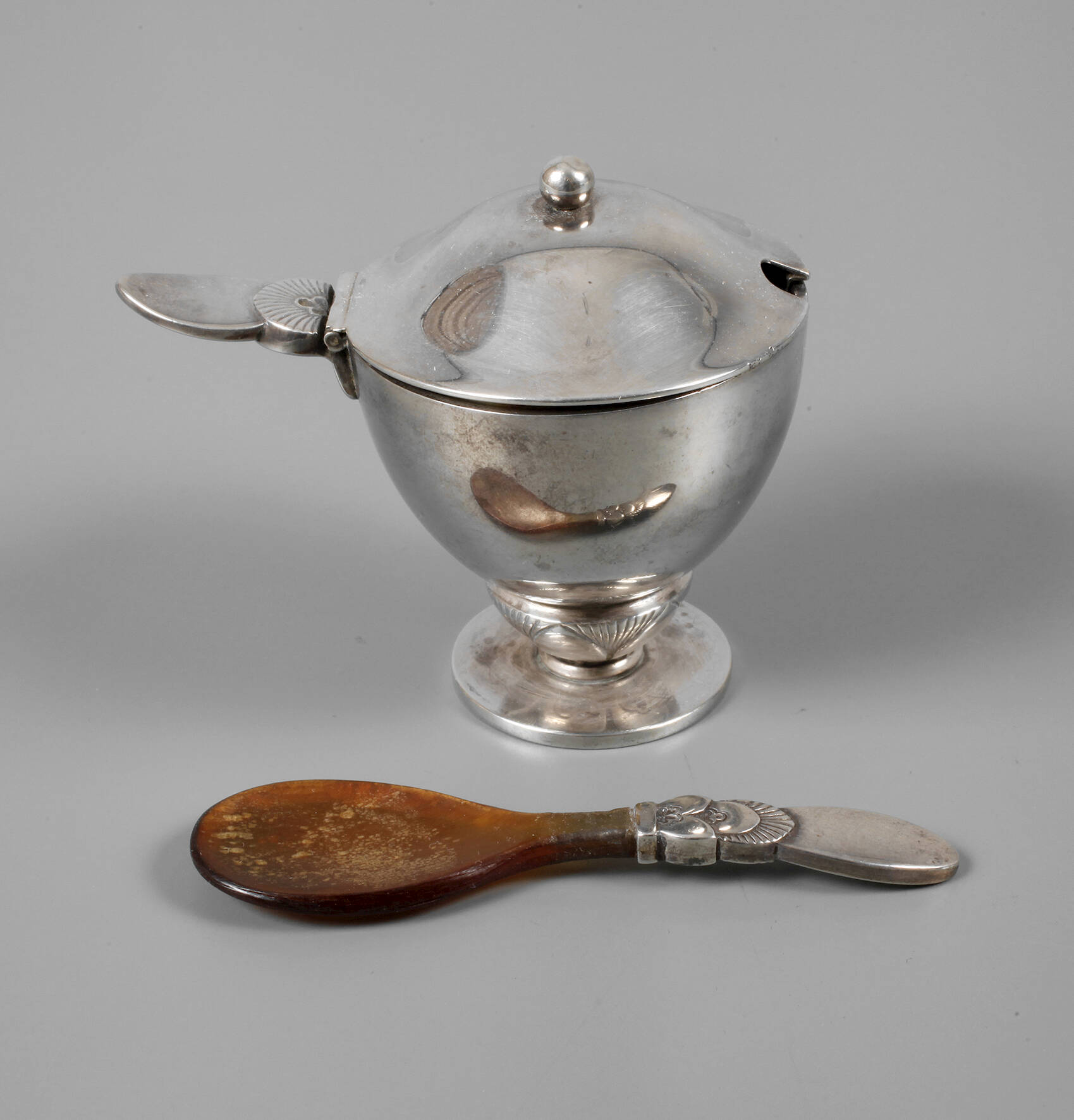 Georg Jensen Senftöpfchen mit Löffel