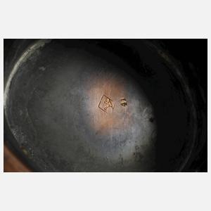 Kupfervase mit Messingapplikationen