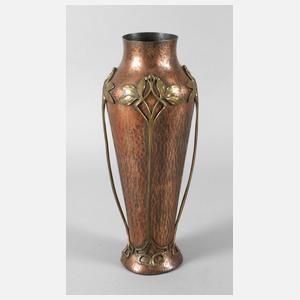 Kupfervase mit Messingapplikationen