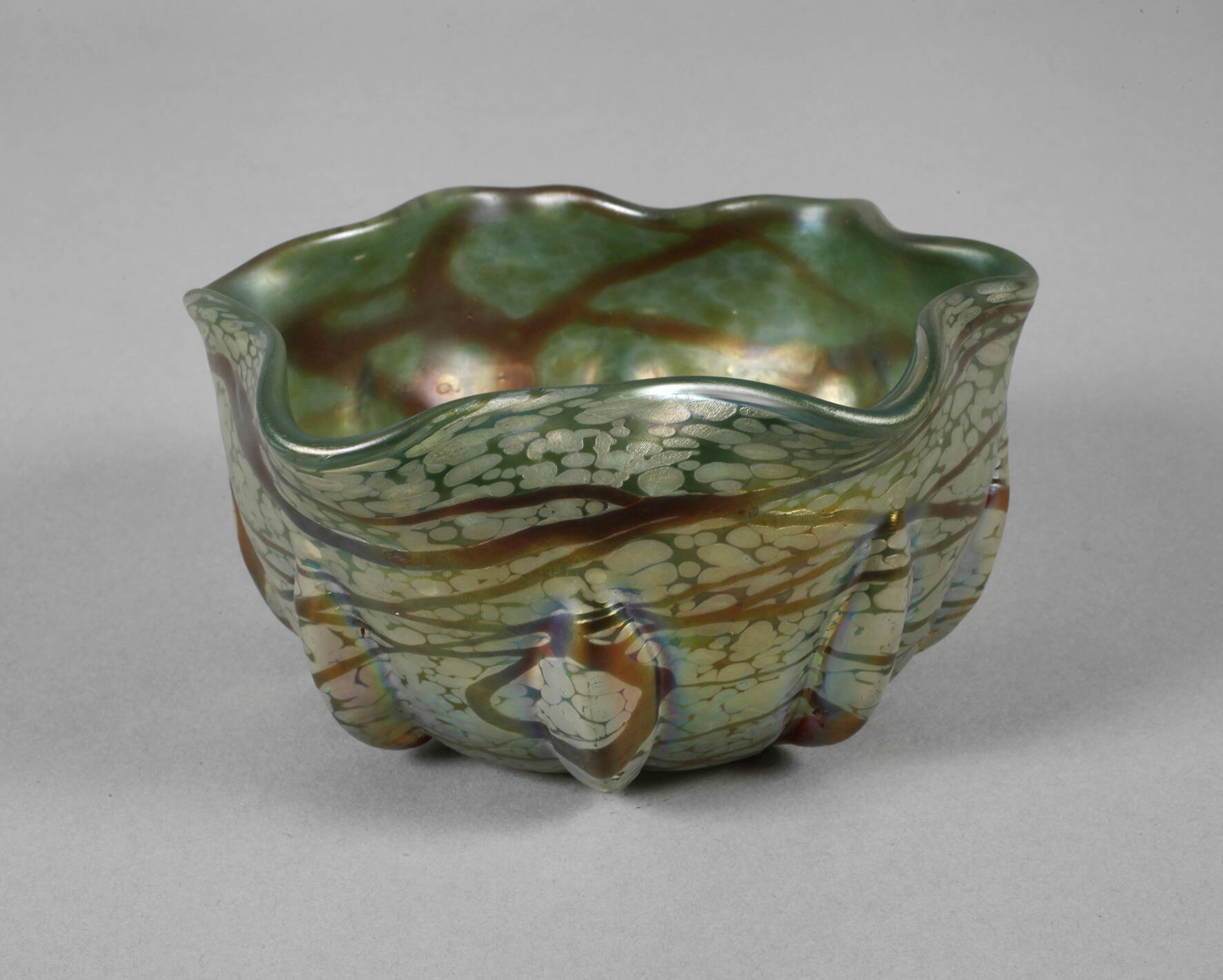 Pallme-König & Habel Jugendstilschale