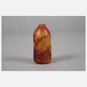 Daum Nancy Miniaturvase Tabakdekor