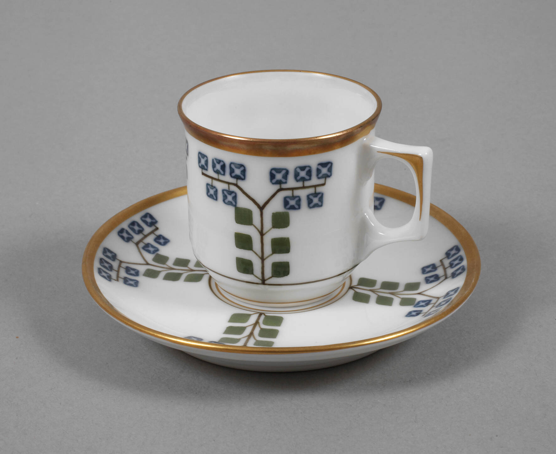 Burgau Mokkatasse mit Rispendekor