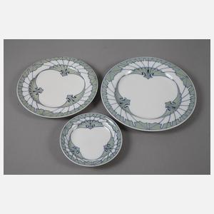 Meissen drei Teller aus dem "Flügelmuster-Service"