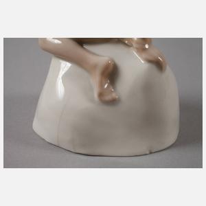 Rörstrand Mädchen auf einem Felsen