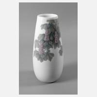 Volkstedt große Vase mit Kastanienblüten111