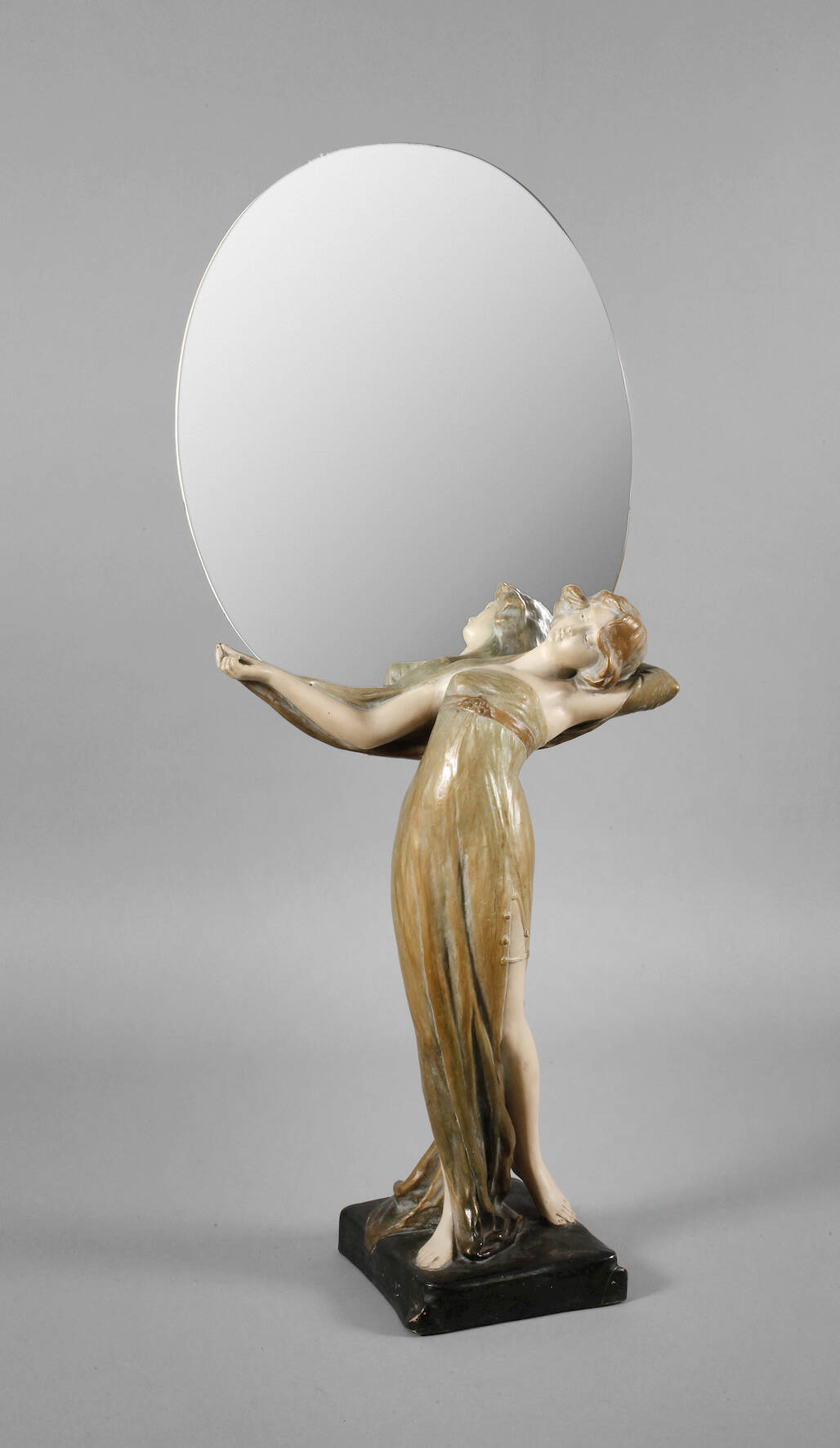 Figürlicher Salonspiegel