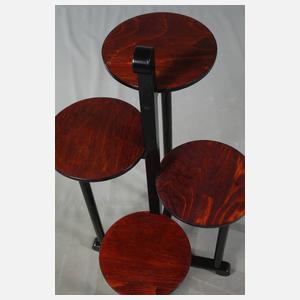 Blumenetagere Andre Graoult attr.