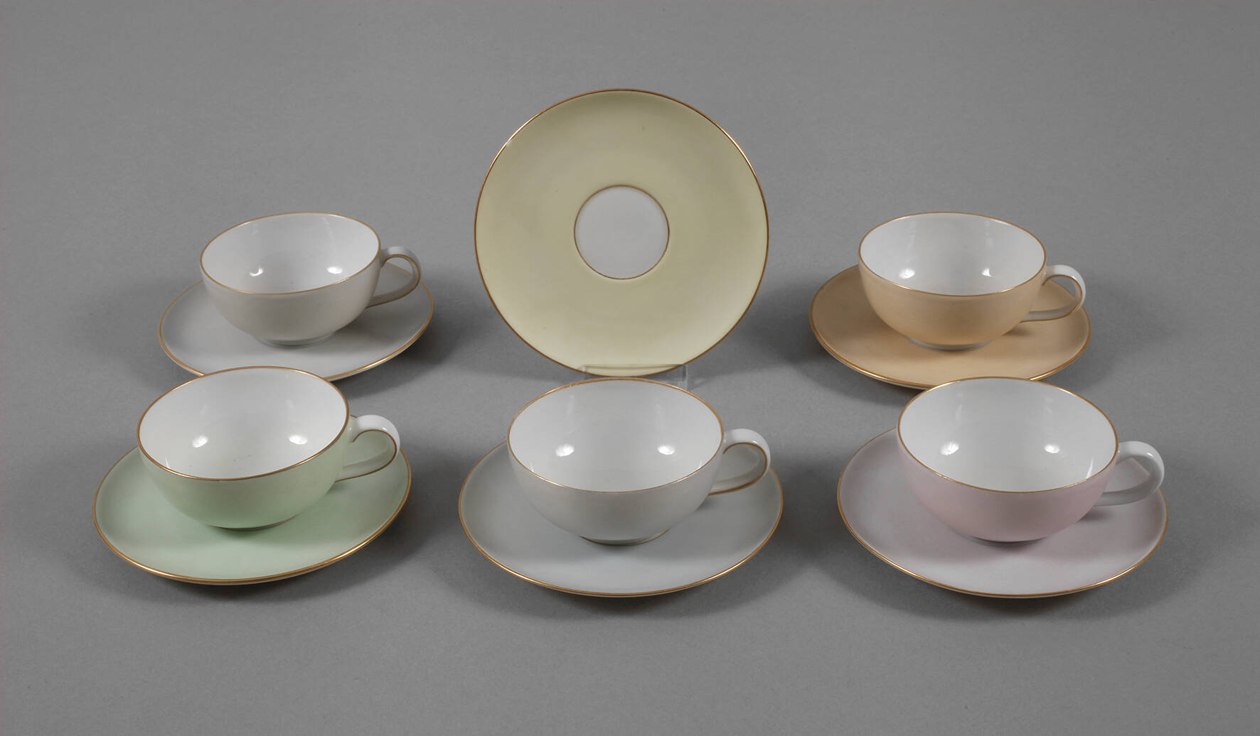 Nymphenburg fünf Mokkatassen "Lotos"