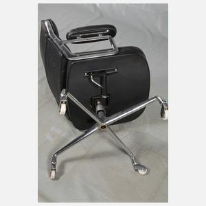 Charles Eames Lobby Chair ES 104,