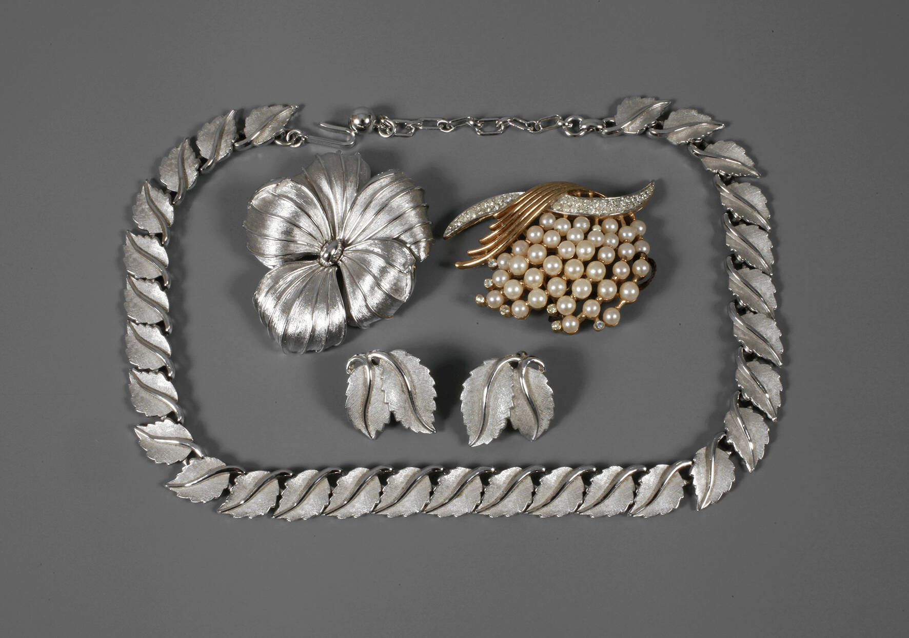 Trifari Konvolut Schmuck