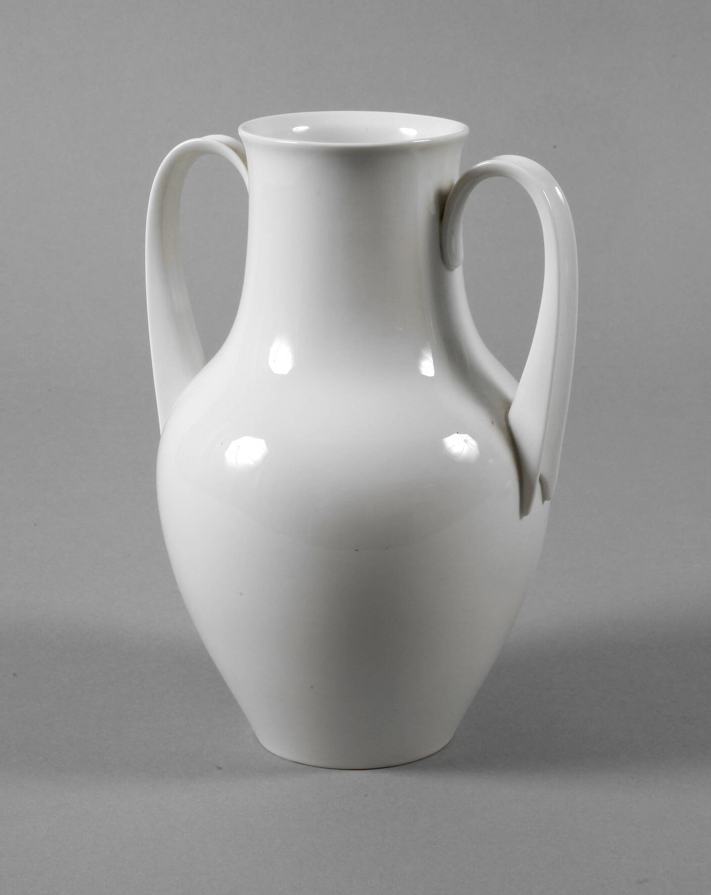 KPM Berlin Henkelvase "Salier"