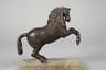 Bronzeplastik Steigendes Pferd