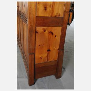 Kleider- und Wäscheschrank Richard Riemerschmid