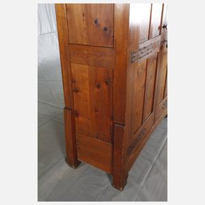 Kleider- und Wäscheschrank Richard Riemerschmid