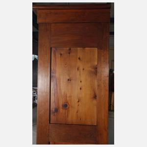 Kleider- und Wäscheschrank Richard Riemerschmid