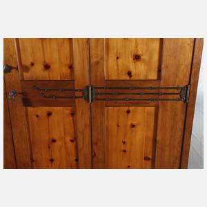 Kleider- und Wäscheschrank Richard Riemerschmid