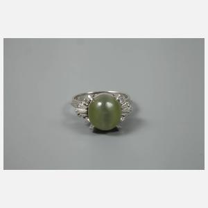 Damenring mit Chrysoberyllkatzenauge und Diamanten