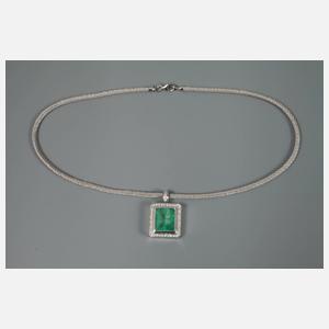 Feiner Smaragdanhänger mit Brillanten