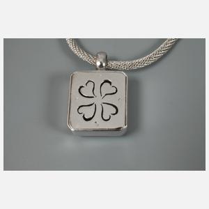 Feiner Smaragdanhänger mit Brillanten