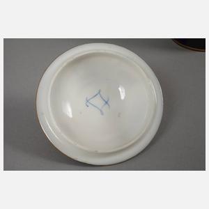 Frankreich Deckeltasse mit Watteauszene