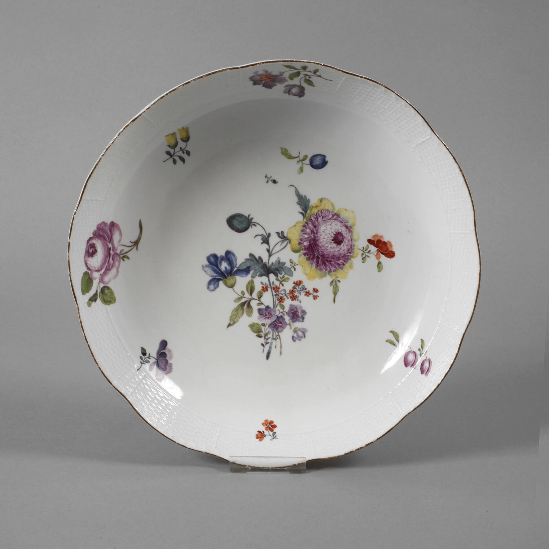 Meissen frühe Schale mit Blumenmalerei