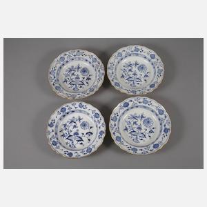 Meissen vier Suppenteller "Zwiebelmuster"